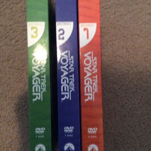 ~ Star Trek Voyager Seasons 1-7 ~
